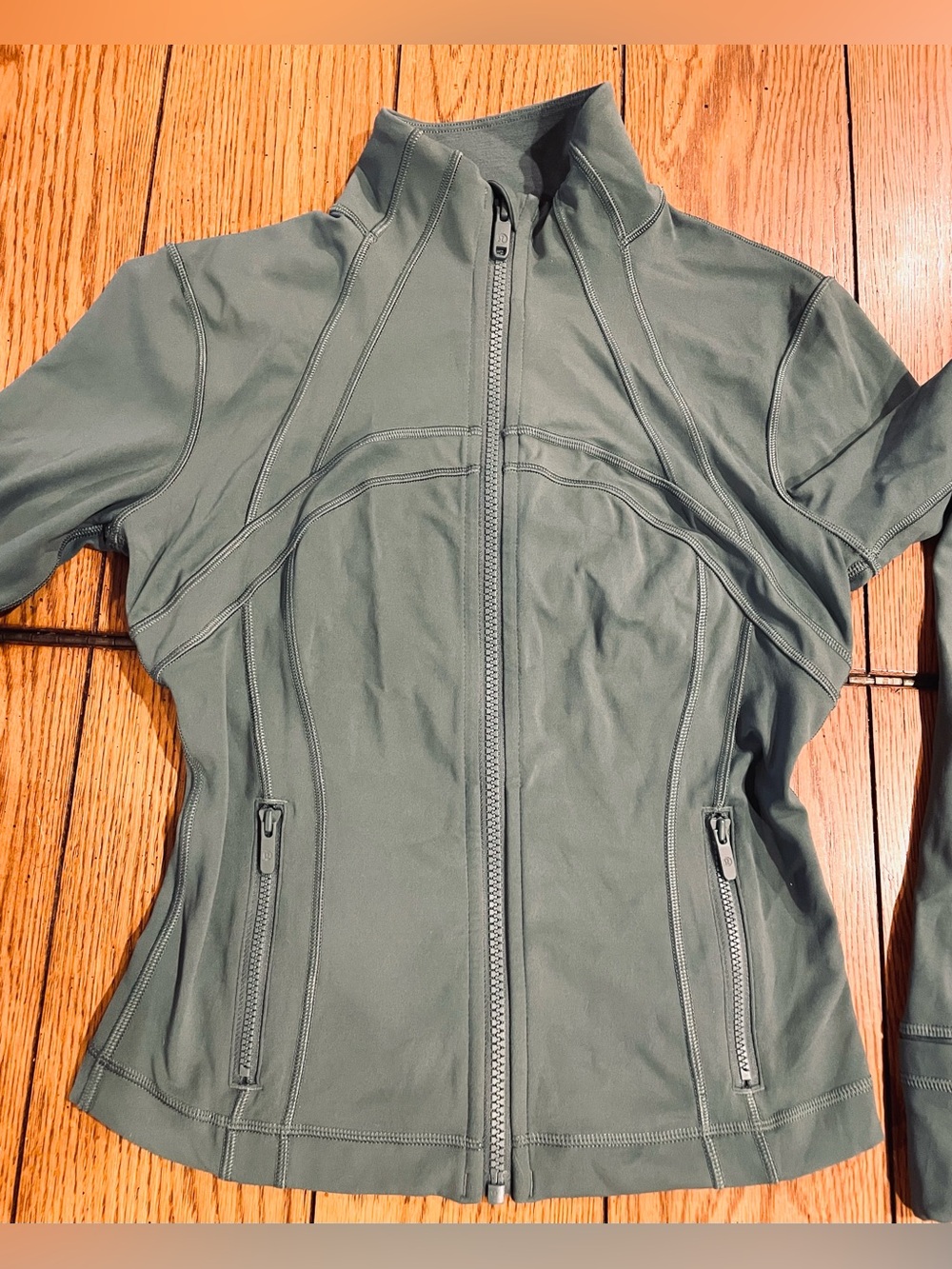 Lululemon Define Jacket, size 4, Sage green color, full zip, secure pockets